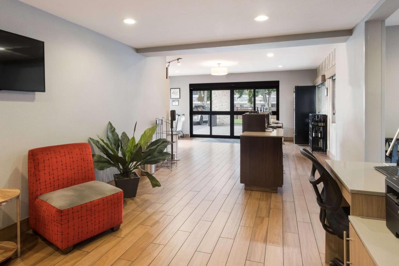 Best Western Mcminnville Inn Экстерьер фото