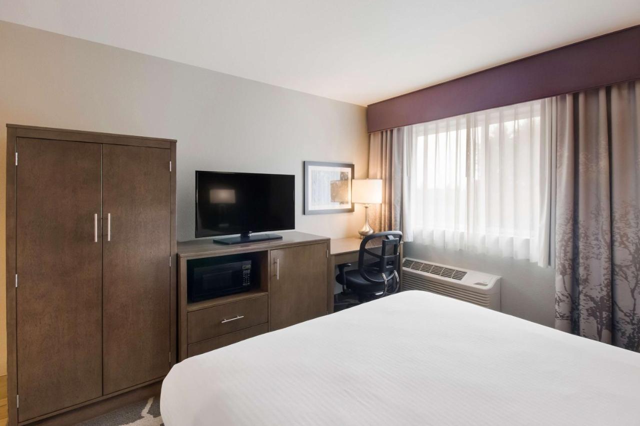 Best Western Mcminnville Inn Экстерьер фото