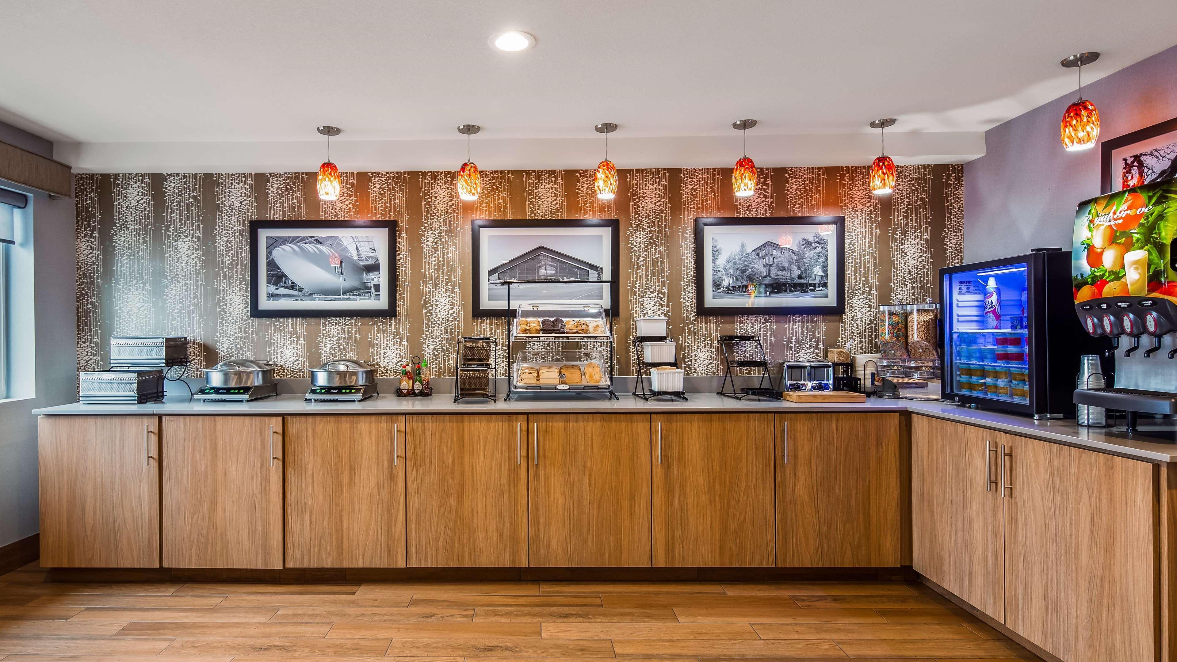 Best Western Mcminnville Inn Экстерьер фото