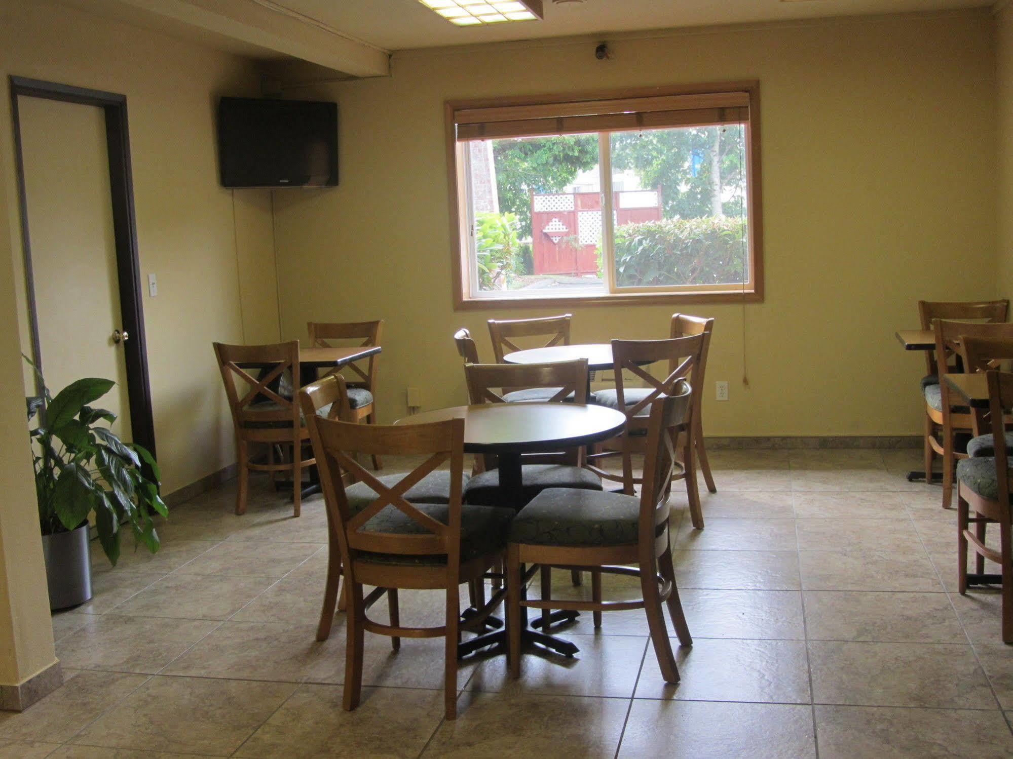 Best Western Mcminnville Inn Экстерьер фото